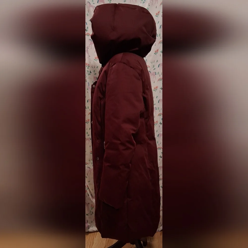 NWOT Sandova Genoa Plum Double Breast 700+ Down Puffer Fitted Ski Jacket SZ L